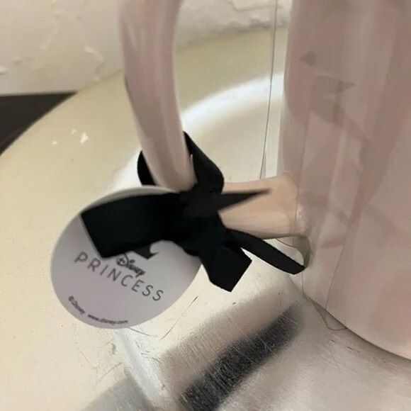 NWT Rae Dunn Disney Sleeping Beauty Yellow Iridescent Crown Topper Lid Mug - Picture 10 of 12